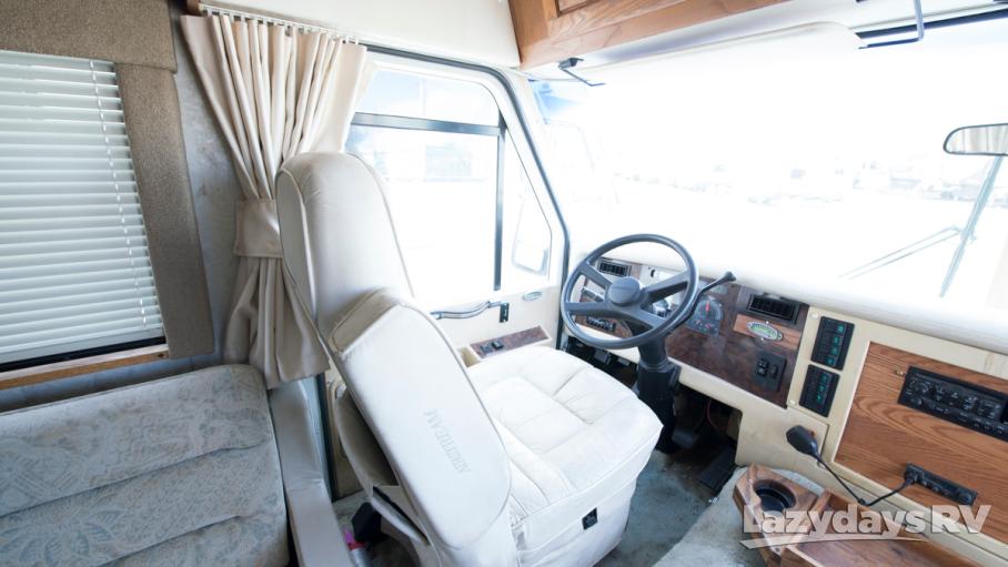 1995 Airstream Land Yacht 30
